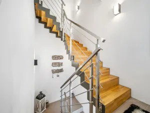 Prodej ubytování, Újezd u Brna, Nádražní, 234 m2