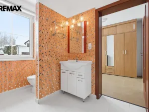 Pronájem rodinného domu, Jenišov - Pod Rohem, K Rohu, 210 m2