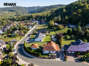 Pronájem rodinného domu, Jenišov - Pod Rohem, K Rohu, 210 m2