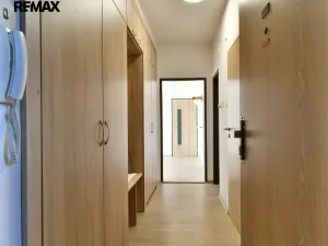 Pronájem bytu 3+1, Hradec Králové - Slezské Předměstí, třída SNP, 67 m2