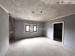 Prodej činžovního domu, Kraslice, V zátiší, 300 m2
