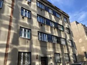 Pronájem bytu 1+kk, Praha - Nusle, Doudlebská, 29 m2