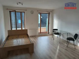 Pronájem bytu 1+kk, Hluboká nad Vltavou, 39 m2