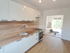 Prodej bytu 2+1, Vsetín, Josefa Sousedíka, 56 m2