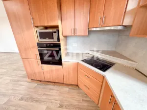 Pronájem bytu 4+kk, Zlín, Nad Ovčírnou III, 87 m2