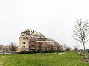Prodej bytu 2+kk, Praha - Letňany, Tupolevova, 55 m2