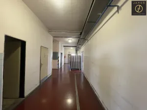 Pronájem výrobních prostor, Kladno, Dělnická, 291 m2