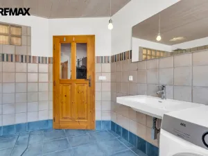 Prodej rodinného domu, Kamenice, 330 m2