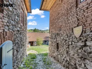 Prodej rodinného domu, Kamenice, 330 m2