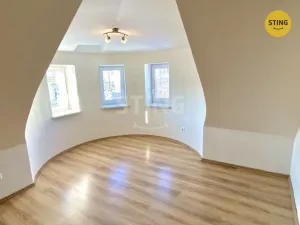 Pronájem bytu 2+kk, Opava - Předměstí, Krnovská, 47 m2