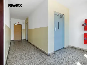 Prodej bytu 1+1, Hradec Králové, třída Edvarda Beneše, 41 m2