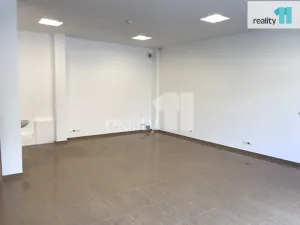 Pronájem obchodního prostoru, Karlovy Vary - Dvory, Chebská, 49 m2