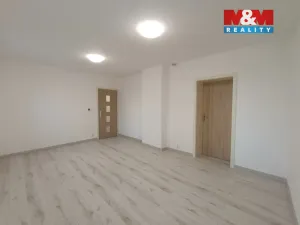 Pronájem bytu 2+1, Kladno, V. Burgra, 40 m2