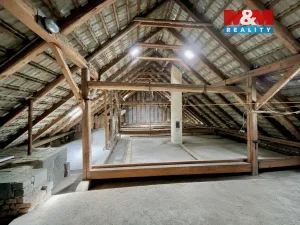 Prodej rodinného domu, Třebařov, 208 m2