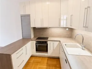 Pronájem bytu 3+kk, Praha - Nové Město, 85 m2