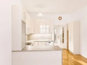 Pronájem bytu 3+kk, Praha - Nové Město, 85 m2