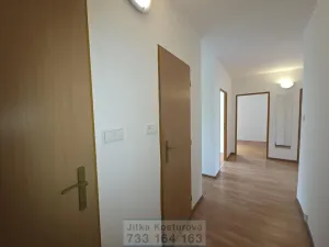 Pronájem bytu 3+1, Krnov - Pod Cvilínem, SPC E, 68 m2