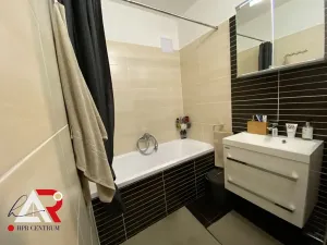 Prodej bytu 3+1, Hustopeče, Školní, 78 m2