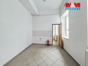 Pronájem obchodního prostoru, Ústí nad Orlicí, Mírové nám., 207 m2