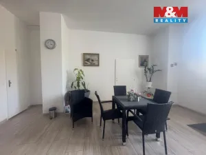 Pronájem bytu 2+kk, Meziboří, nám. 8. května, 55 m2