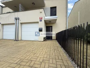 Pronájem bytu 5+kk, Praha, Úbislavská, 240 m2