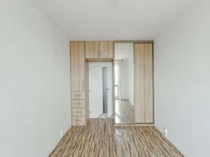 Prodej bytu 3+1, Praha - Černý Most, Kpt. Stránského, 77 m2