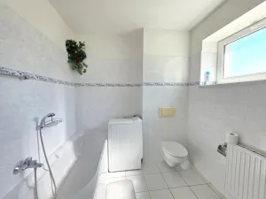 Prodej rodinného domu, Karlovice, 160 m2