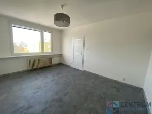 Pronájem bytu 1+1, Jablonec nad Nisou, Lužická, 36 m2