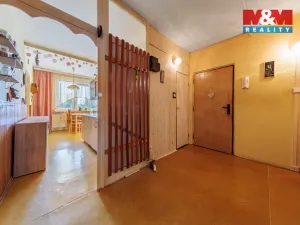 Prodej bytu 2+1, Karlovy Vary - Stará Role, Karlovarská, 61 m2