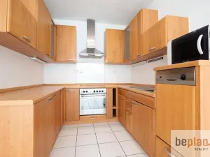 Prodej bytu 2+kk, Brno, Majdalenky, 63 m2