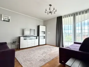 Pronájem bytu 1+kk, Praha, Malešická, 44 m2