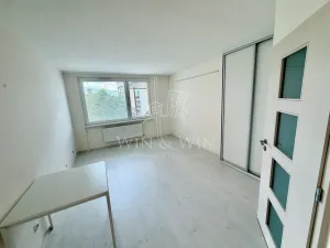 Pronájem bytu 1+kk, Praha - Krč, Za dvorem, 30 m2