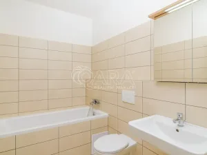Pronájem bytu 2+kk, Horoměřice, T. G. Masaryka, 58 m2