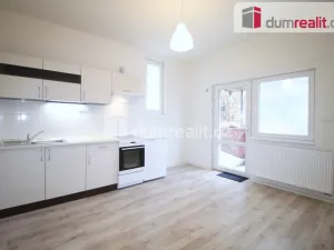 Pronájem bytu 1+kk, Praha - Radotín, Plánická, 25 m2