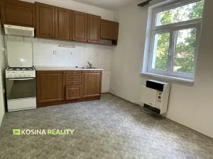 Pronájem bytu 1+1, Karlovy Vary, Závodu míru, 40 m2