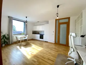 Pronájem bytu 2+kk, Praha - Prosek, Na Prosecké vyhlídce, 52 m2
