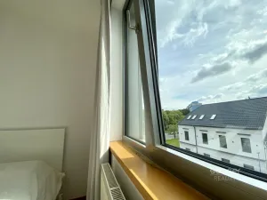Pronájem bytu 2+kk, Praha - Prosek, Na Prosecké vyhlídce, 52 m2