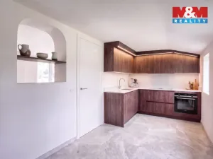 Prodej rodinného domu, Hovorčovice, Hlavní, 44 m2