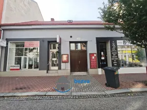 Pronájem obchodního prostoru, Pardubice, Smilova, 63 m2