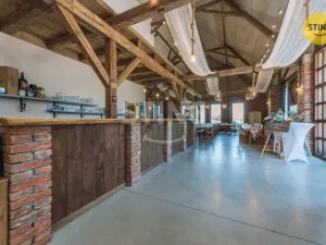 Prodej rodinného domu, Kunětice, 500 m2