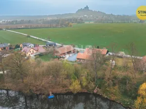 Prodej rodinného domu, Kunětice, 500 m2
