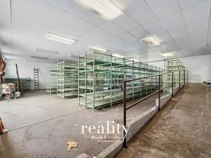 Pronájem skladu, Jihlava, Polenská, 1000 m2