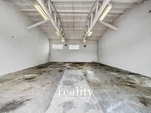 Pronájem skladu, Jihlava, Polenská, 1000 m2