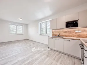 Pronájem bytu 2+kk, Znojmo, Vančurova, 48 m2