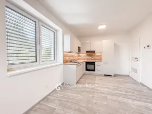 Pronájem bytu 2+kk, Znojmo, Vančurova, 48 m2