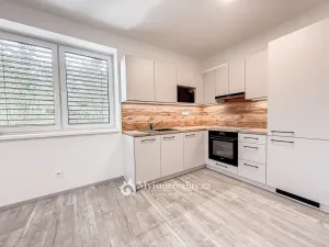 Pronájem bytu 2+kk, Znojmo, Vančurova, 48 m2