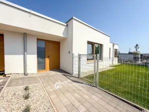Prodej rodinného domu, Nový Šaldorf-Sedlešovice, Bezová, 152 m2