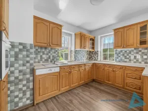 Prodej rodinného domu, Nová Paka, L. Zívra, 180 m2