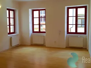 Pronájem bytu 2+kk, České Budějovice, Dr. Stejskala, 59 m2