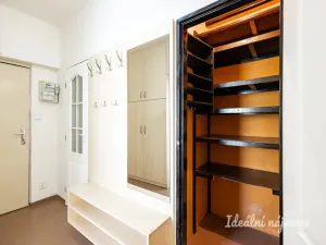 Pronájem bytu 2+1, Praha - Vinohrady, Vinohradská, 69 m2